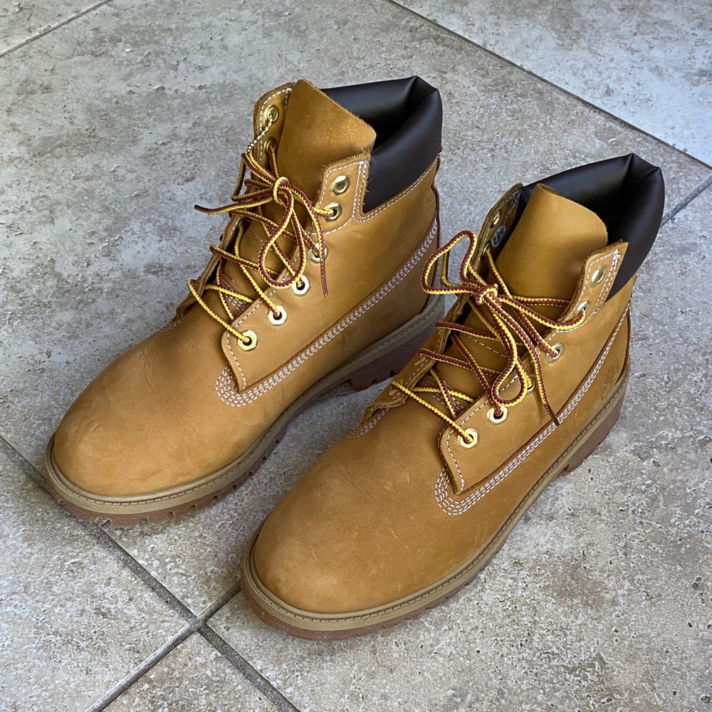 Timberland Tan Youth Boots - Picture 8 of 16